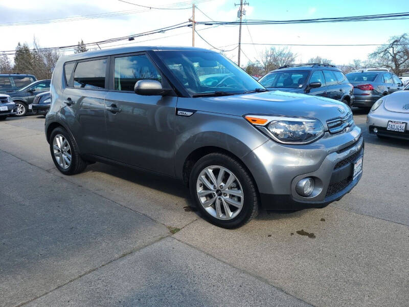 2018 Kia Soul +
