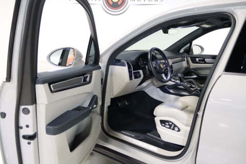 2020 Porsche Cayenne Turbo