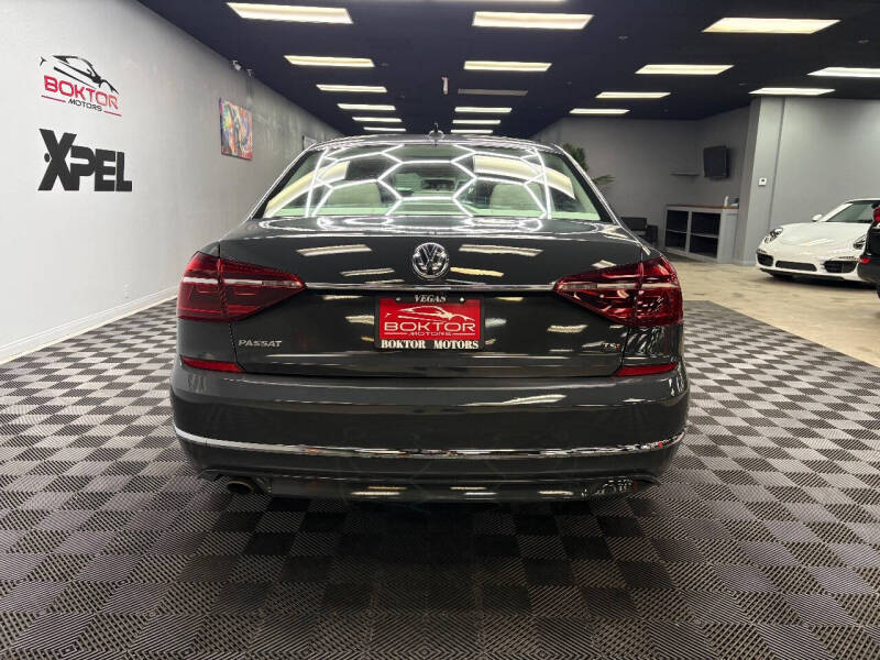 2017 Volkswagen Passat 1.8T R-Line