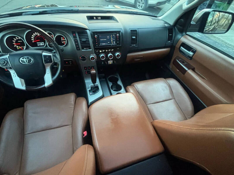 2015 Toyota Sequoia Platinum