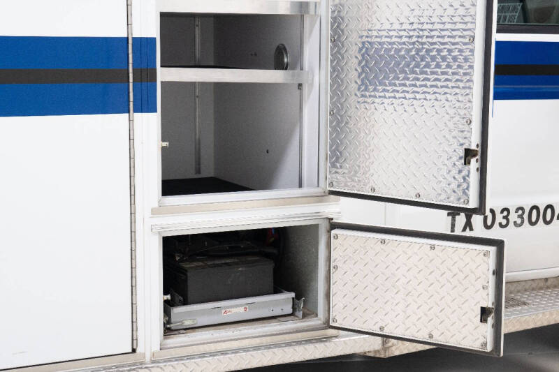 2010 Ford E-Series E-450 SD