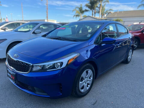 2018 Kia Forte for sale at Auto Max of Ventura in Ventura CA