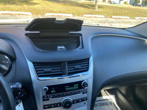 2011 Chevrolet Malibu LT