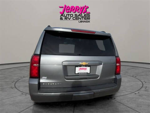 2018 Chevrolet Suburban LT