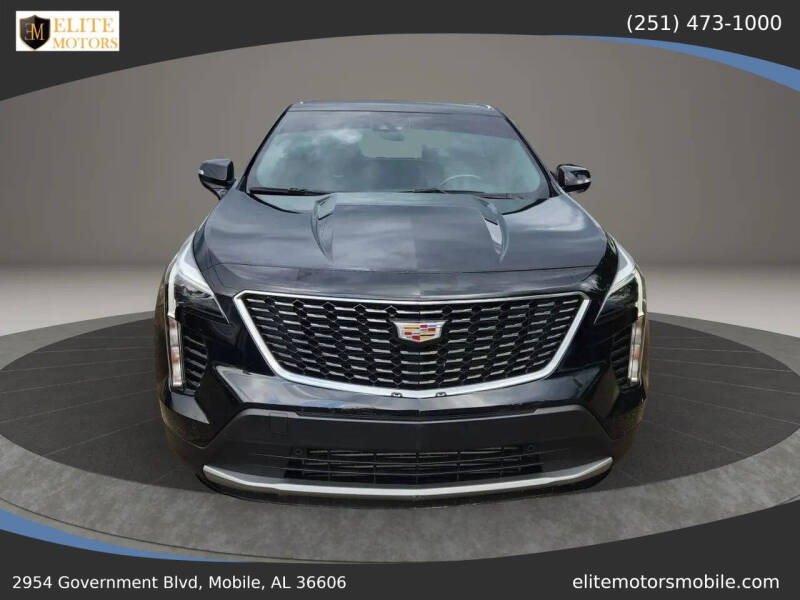 2023 Cadillac XT4 Premium Luxury