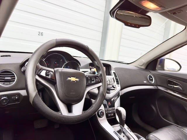 2013 Chevrolet Cruze LTZ photo 13