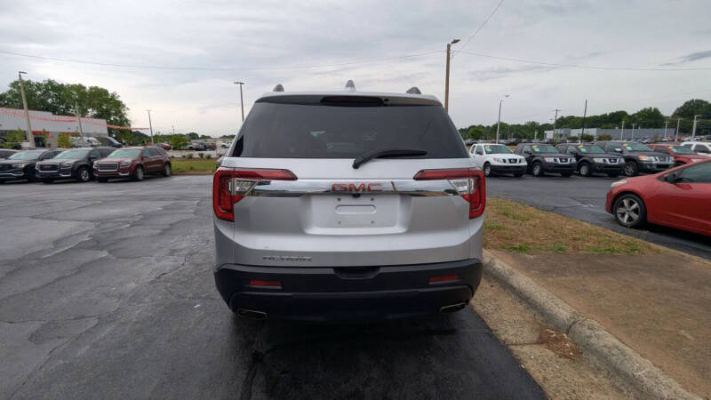 2020 GMC Acadia SLT