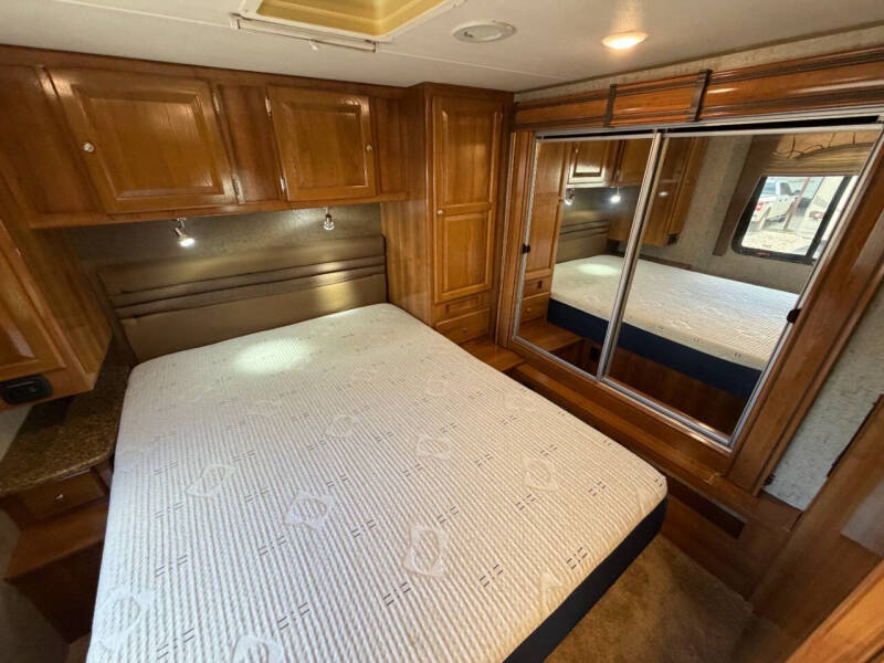 2018 Coachmen RV Leprechaun 319MB