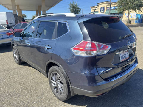 2016 Nissan Rogue SL