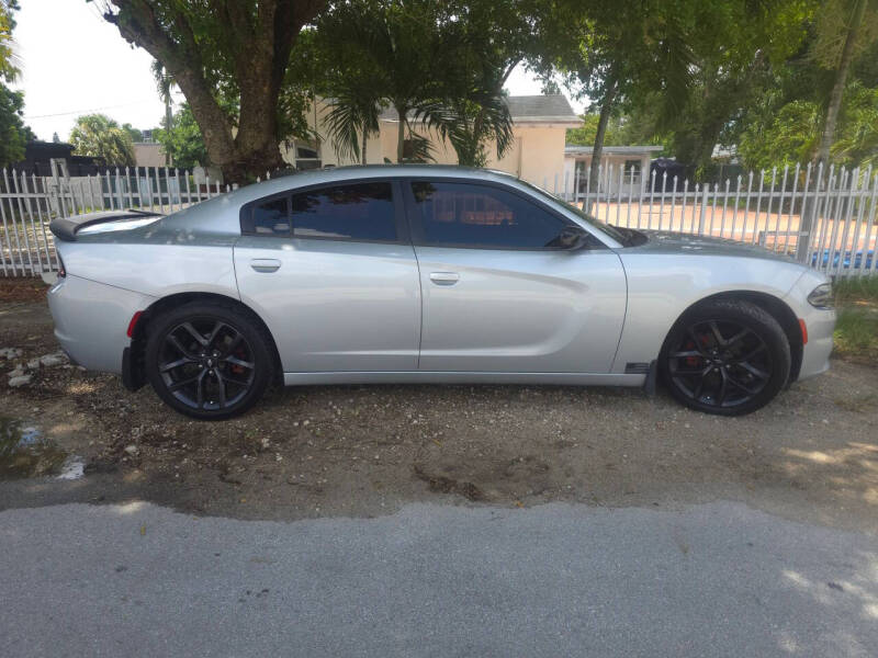 2019 Dodge Charger SXT