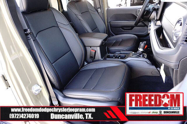 2025 Jeep Gladiator High Tide