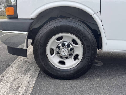 2017 Chevrolet Express 2500