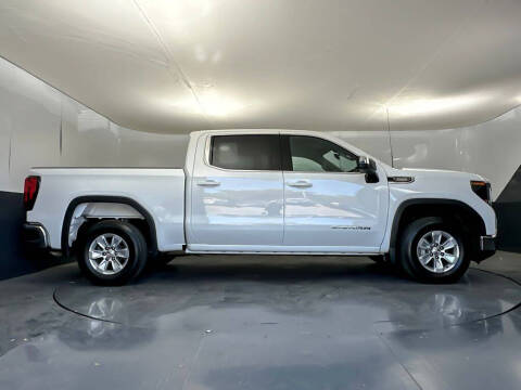 2024 GMC Sierra 1500 SLE