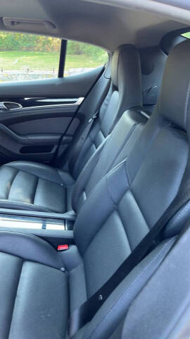2011 Porsche Panamera
