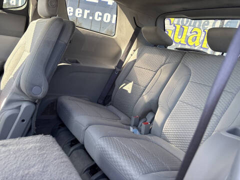 2017 GMC Acadia SLE-2