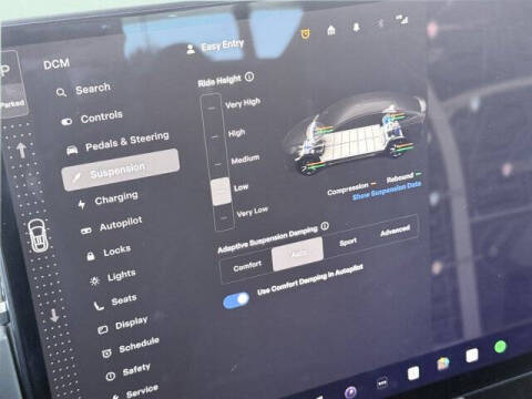 2023 Tesla Model X Standard Range