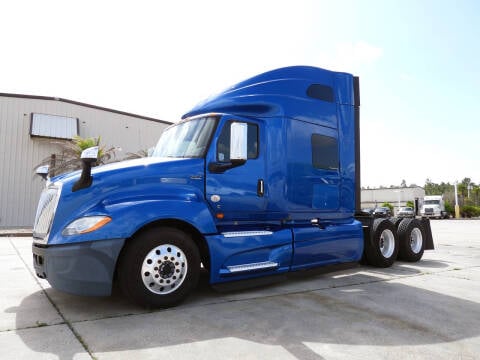 2019 International LT625