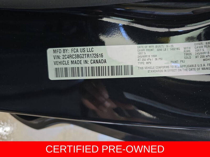 2026 Chrysler Pacifica Select
