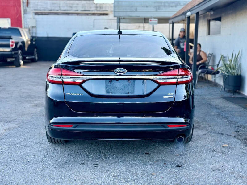 2018 Ford Fusion SE