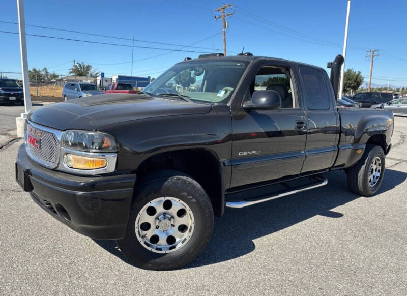 2004 GMC Sierra 1500 Denali
