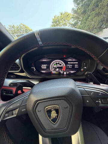 2020 Lamborghini Urus