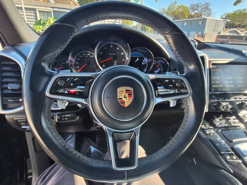 2016 Porsche Cayenne