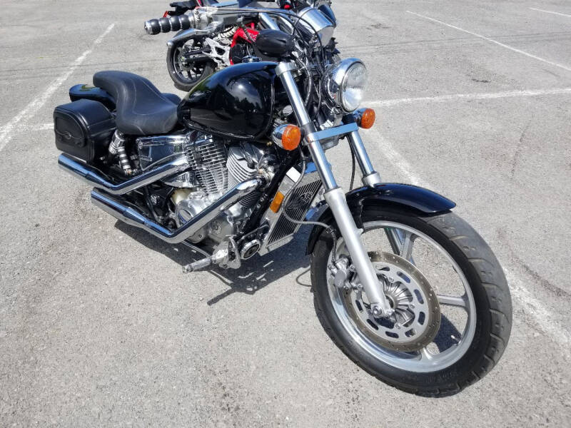 2005 Honda VT1100C15 SHADOW SPIRIT for sale at Arcia Services LLC in Chittenango NY