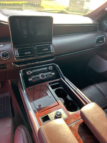 2021 Lincoln Navigator Black Label