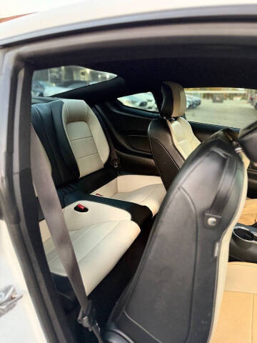 2015 Ford Mustang EcoBoost Premium