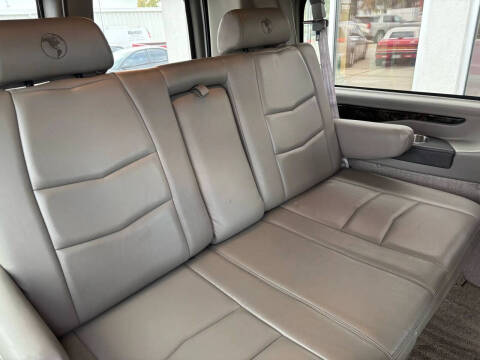 2022 Chevrolet Express 2500