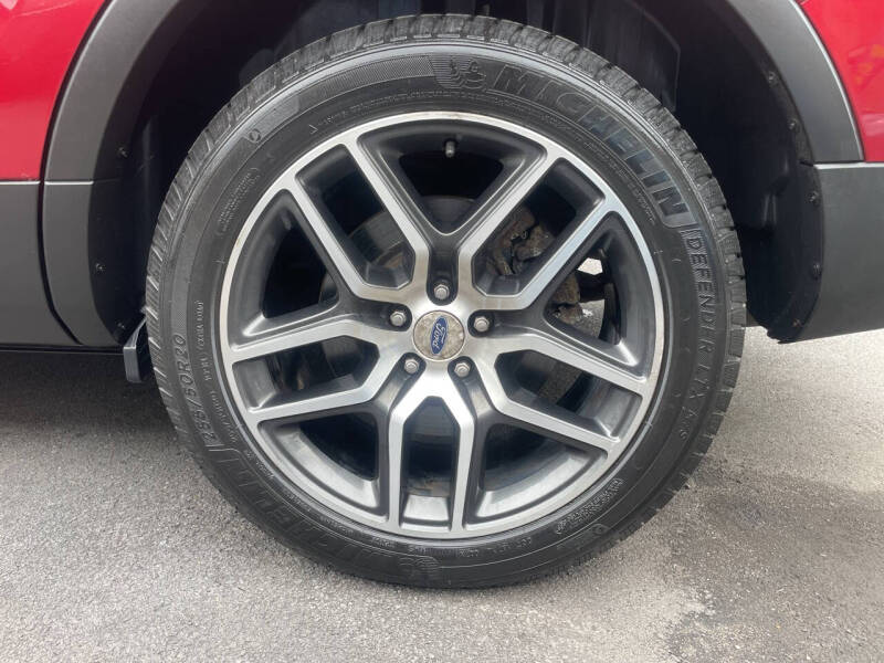 2017 Ford Explorer Sport