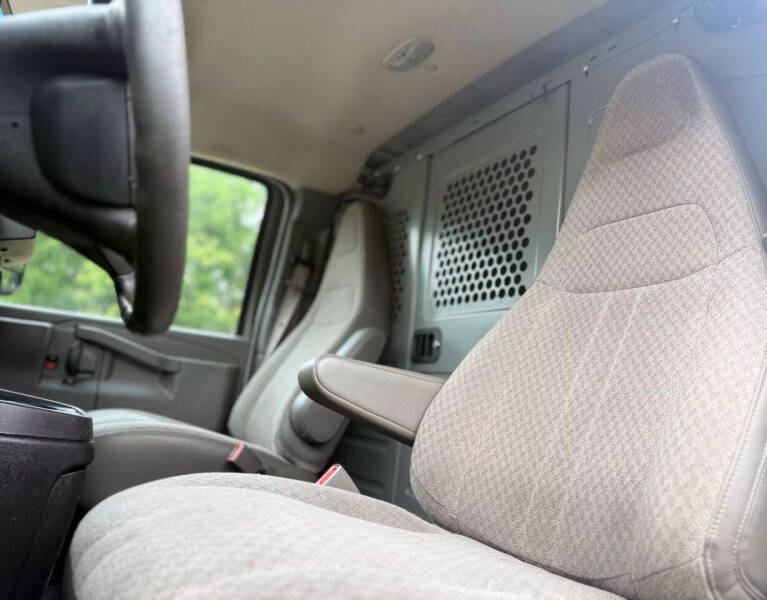 2018 GMC Savana 2500