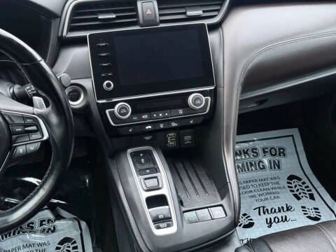 2020 Honda Insight Touring