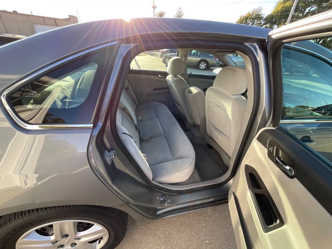 2006 Chevrolet Impala for sale at Auto Connection in Waterloo, IA