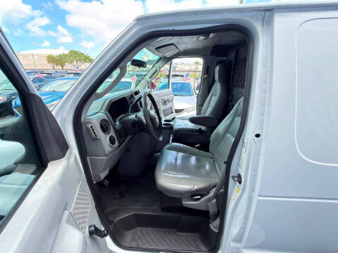2014 Ford E-Series