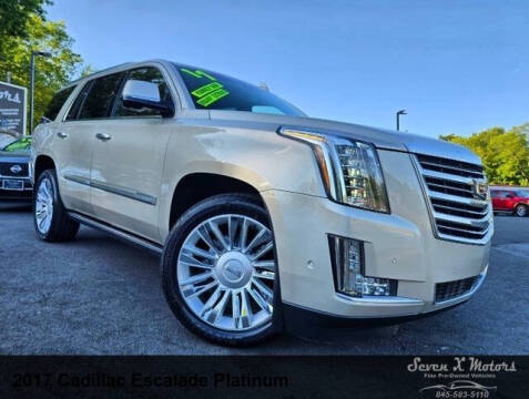 2017 Cadillac Escalade Platinum