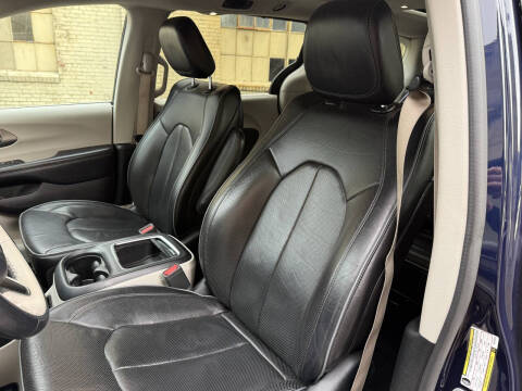 2017 Chrysler Pacifica Limited