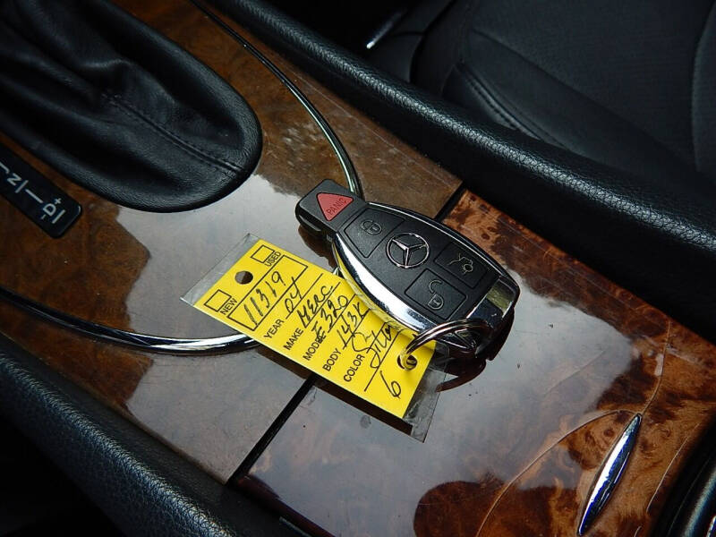 2004 Mercedes-Benz E-Class E 320