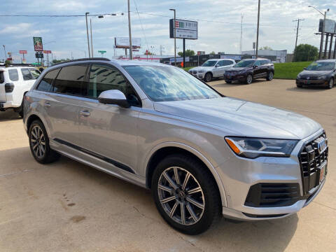 2022 Audi Q7 quattro Premium Plus 45 TFSI
