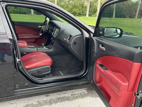 2012 Dodge Charger SXT