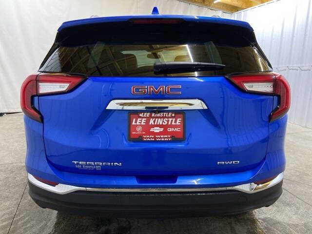 2024 GMC Terrain SLT