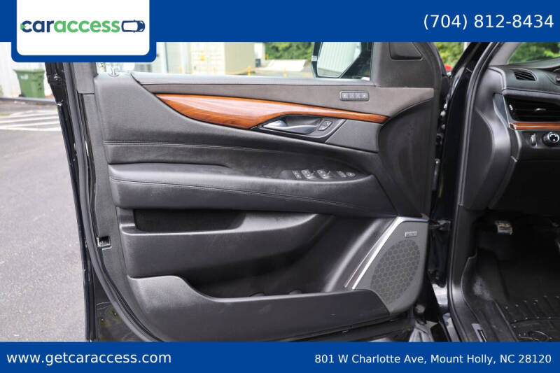 2018 Cadillac Escalade Luxury