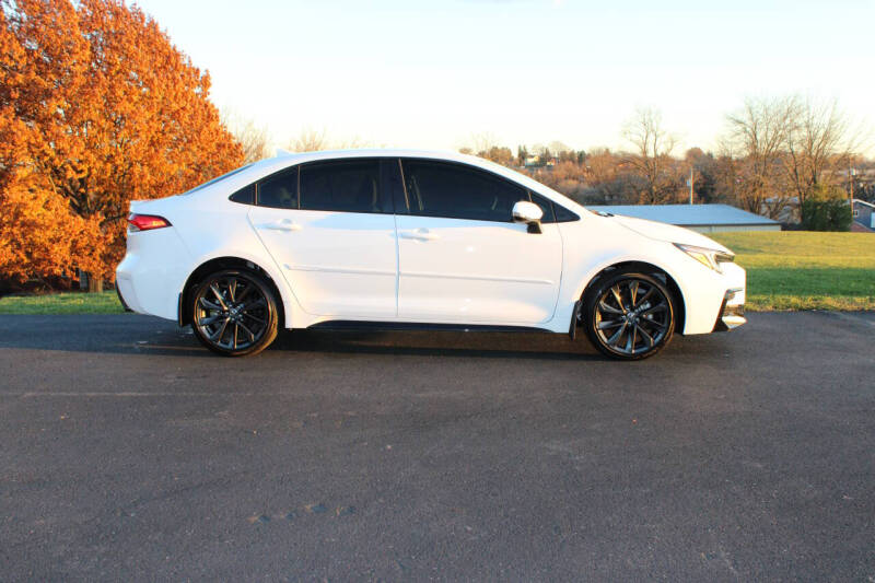 2024 Toyota Corolla Hybrid SE