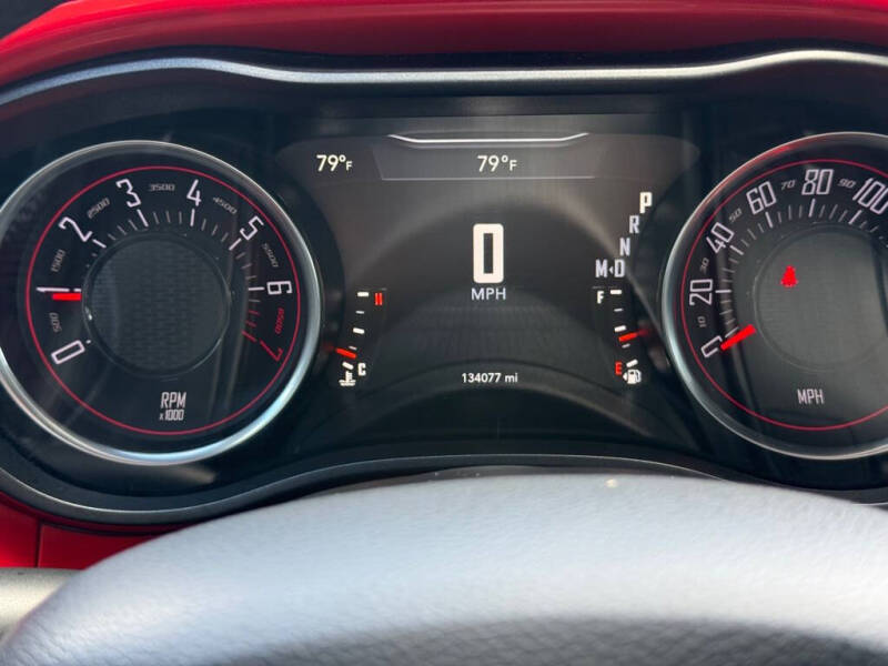 2016 Dodge Challenger SXT