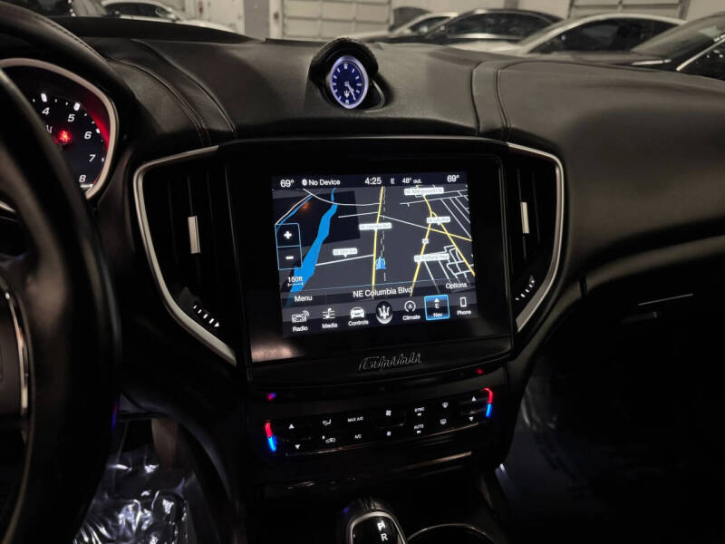 2018 Maserati Ghibli