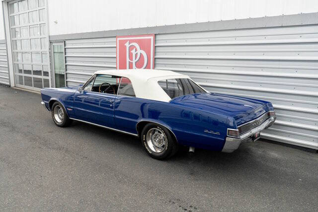 1965 Pontiac LeMans 44