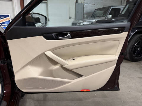 2014 Volkswagen Passat 2.0L TDI SEL Premium