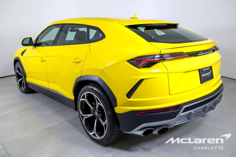 2022 Lamborghini Urus