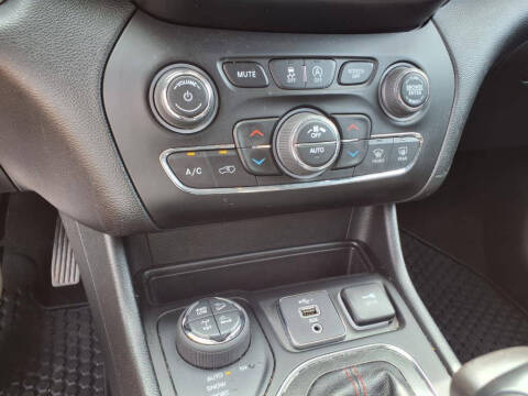 2021 Jeep Cherokee Trailhawk