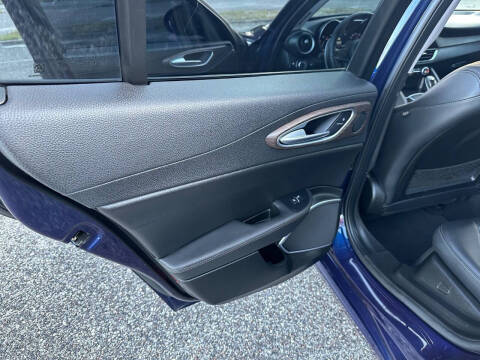 2017 Alfa Romeo Giulia Ti